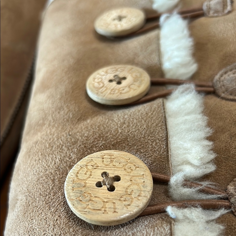 UGG Three Button Boots